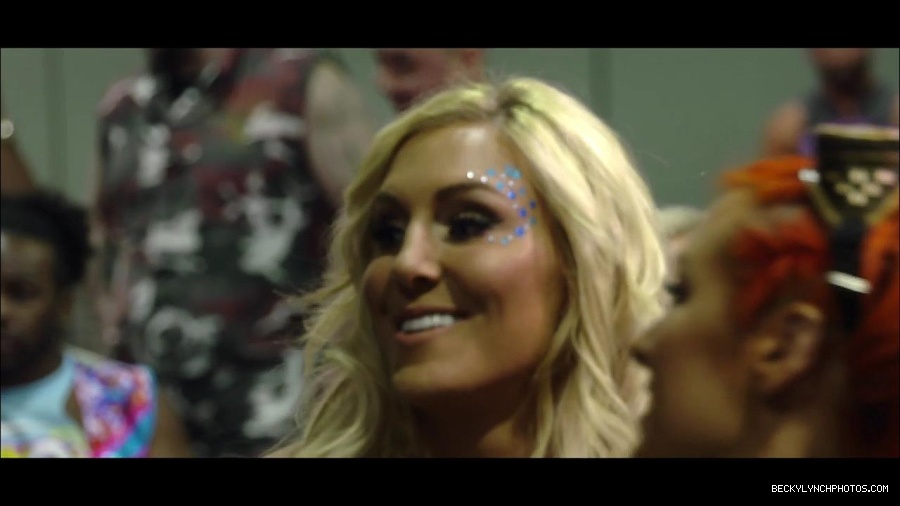 2016_WWE_Draft_mp4_000480800.jpg