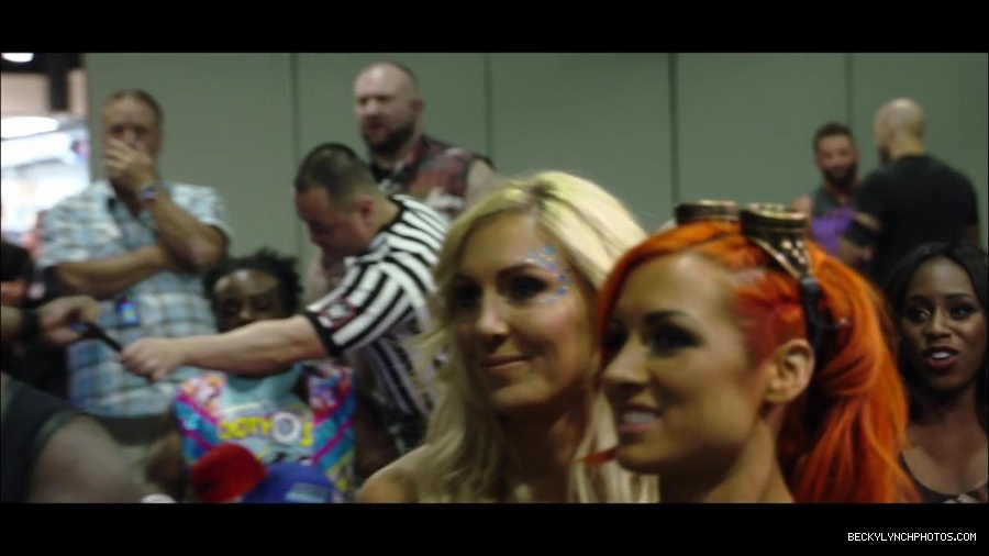 2016_WWE_Draft_mp4_000483600.jpg