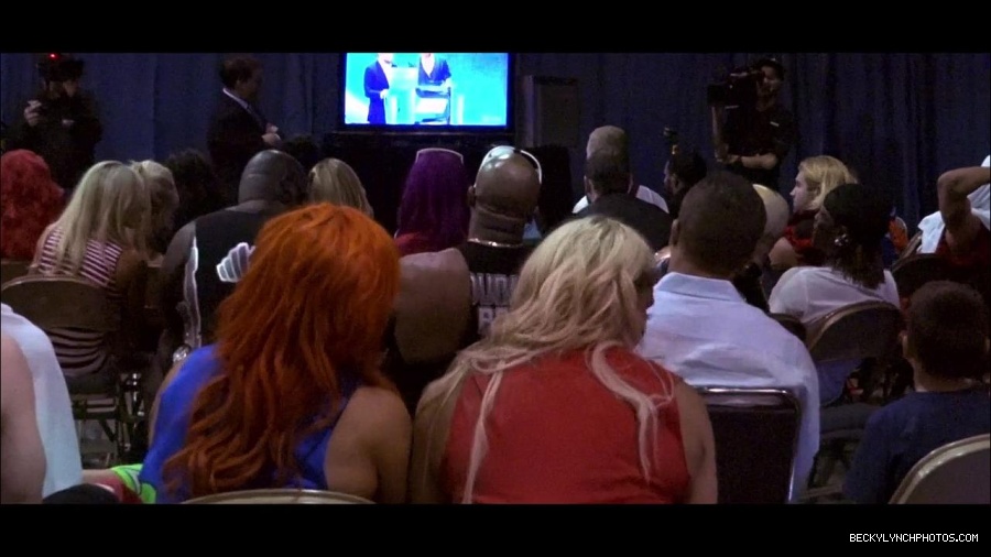 2016_WWE_Draft_mp4_000832133.jpg