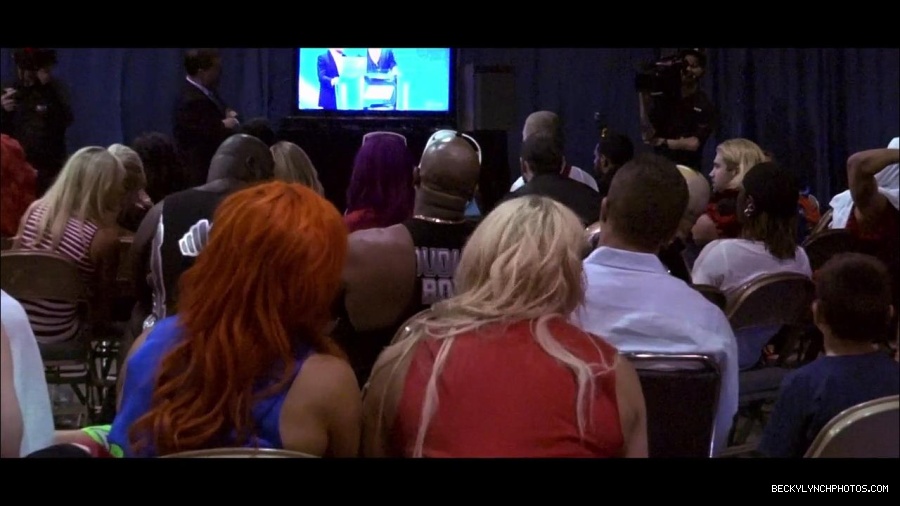 2016_WWE_Draft_mp4_000832533.jpg