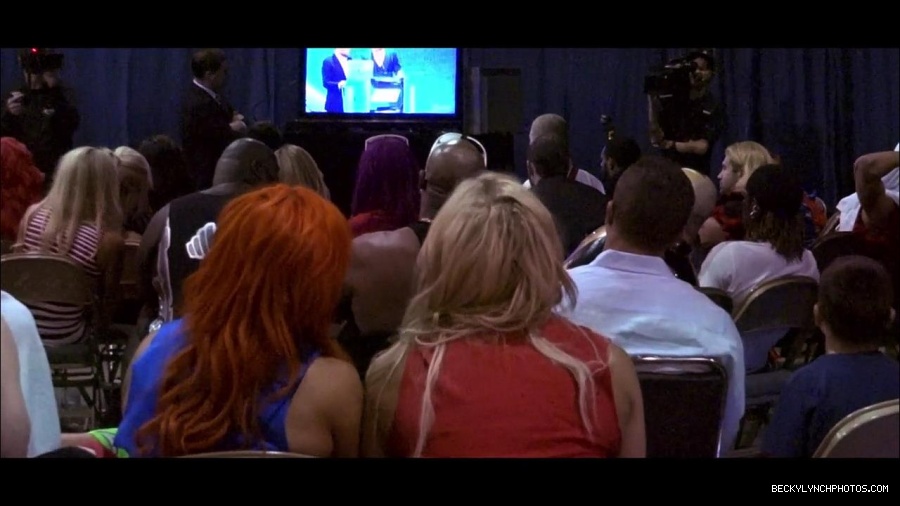 2016_WWE_Draft_mp4_000833333.jpg