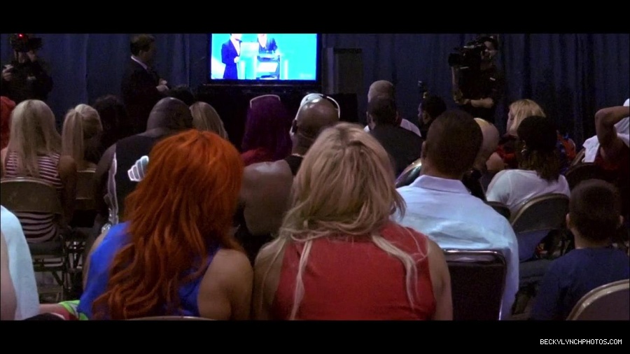 2016_WWE_Draft_mp4_000834133.jpg