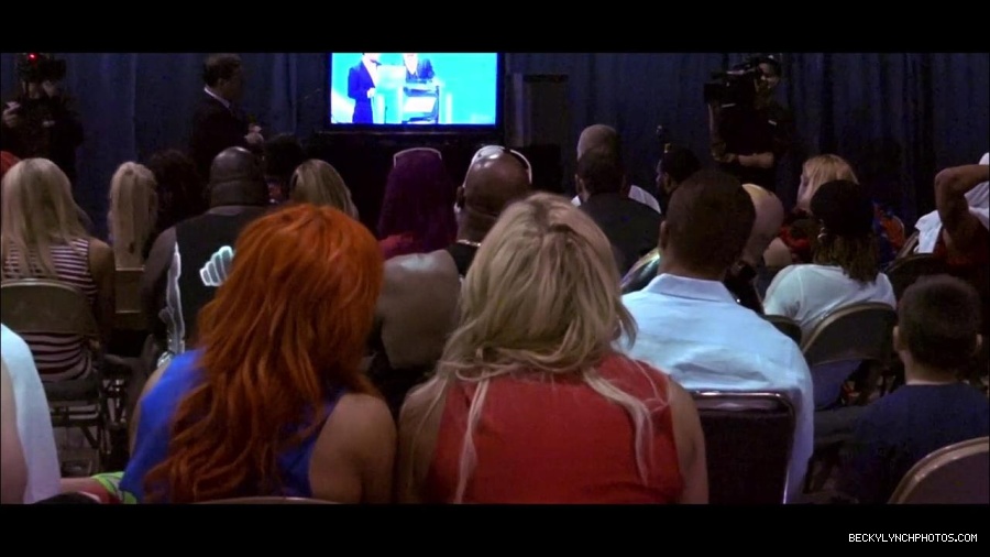 2016_WWE_Draft_mp4_000835733.jpg