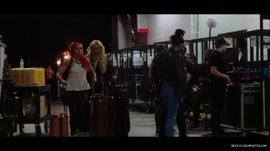 2016_WWE_Draft_mp4_001371966.jpg