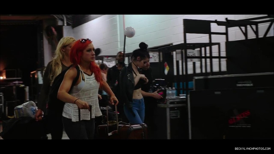 2016_WWE_Draft_mp4_001374766.jpg