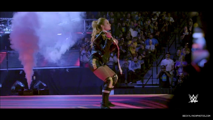The_2019_WWE_Draft_mp4_000820700.jpg