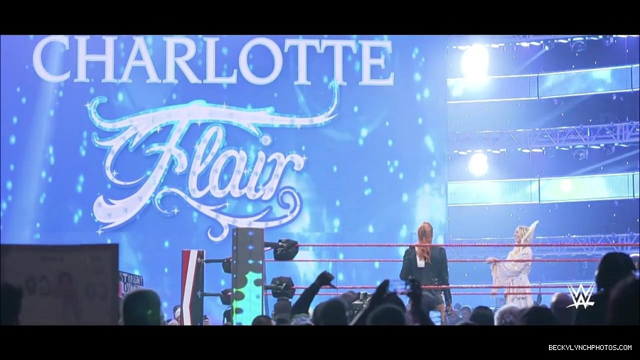The_2019_WWE_Draft_mp4_000826700.jpg