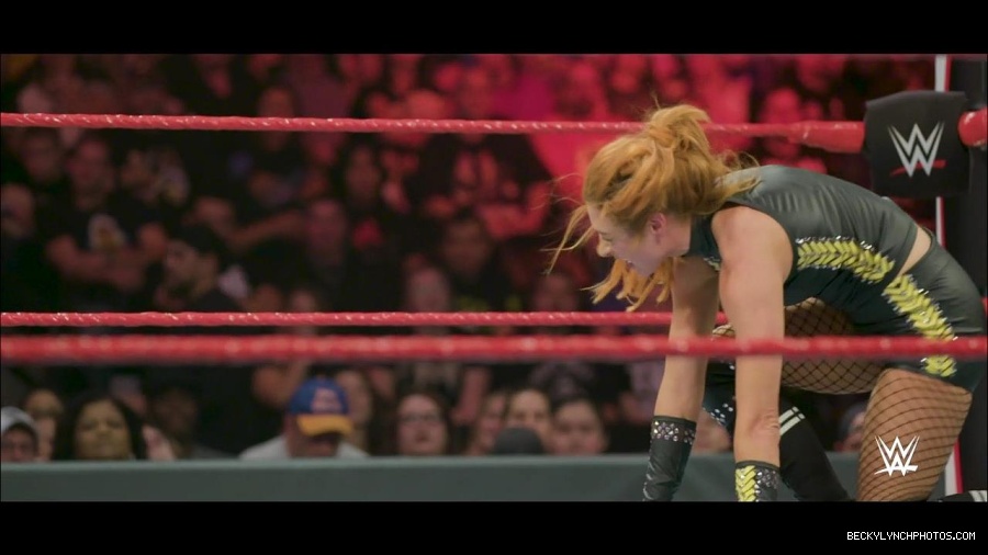 The_2019_WWE_Draft_mp4_000833900.jpg