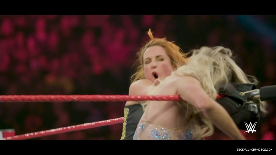 The_2019_WWE_Draft_mp4_000838700.jpg