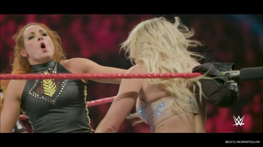 The_2019_WWE_Draft_mp4_000840300.jpg