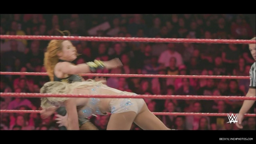 The_2019_WWE_Draft_mp4_000845100.jpg