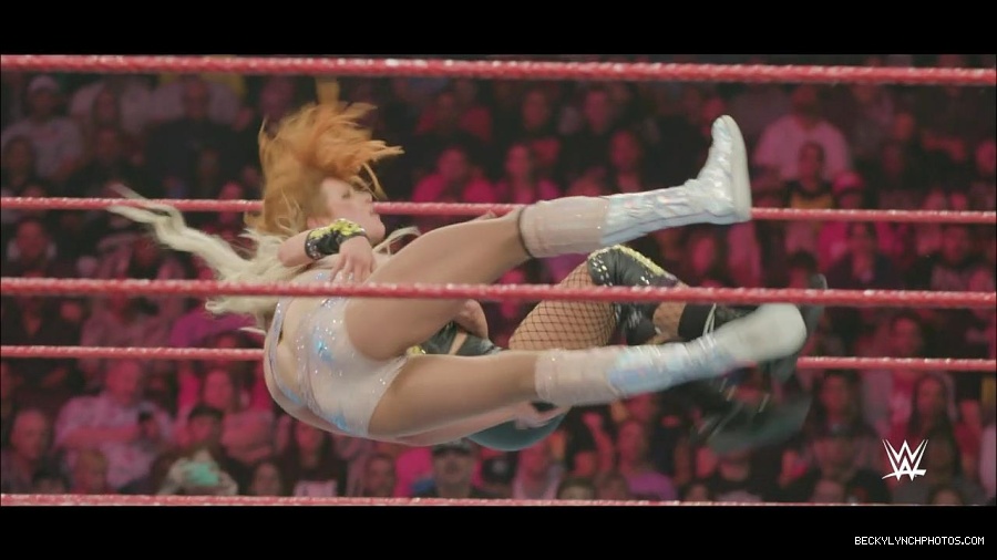The_2019_WWE_Draft_mp4_000846700.jpg