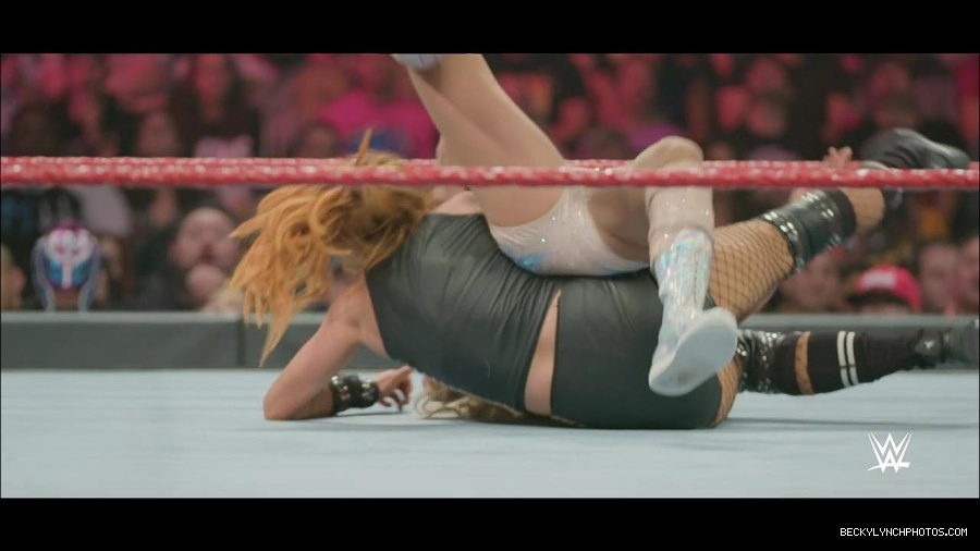 The_2019_WWE_Draft_mp4_000852300.jpg