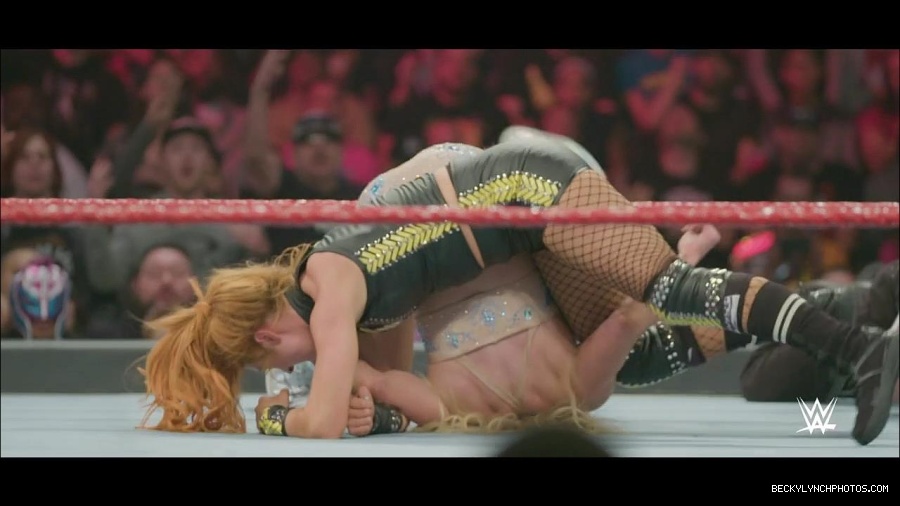 The_2019_WWE_Draft_mp4_000854700.jpg