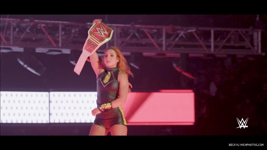 The_2019_WWE_Draft_mp4_000863100.jpg