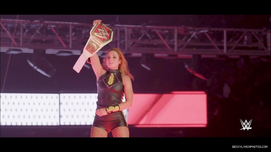 The_2019_WWE_Draft_mp4_000863500.jpg