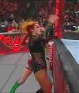 WWE_Monday_Night_Raw_2022_06_13_720p_HDTV_x264-NWCHD_mp4_002205405.jpg
