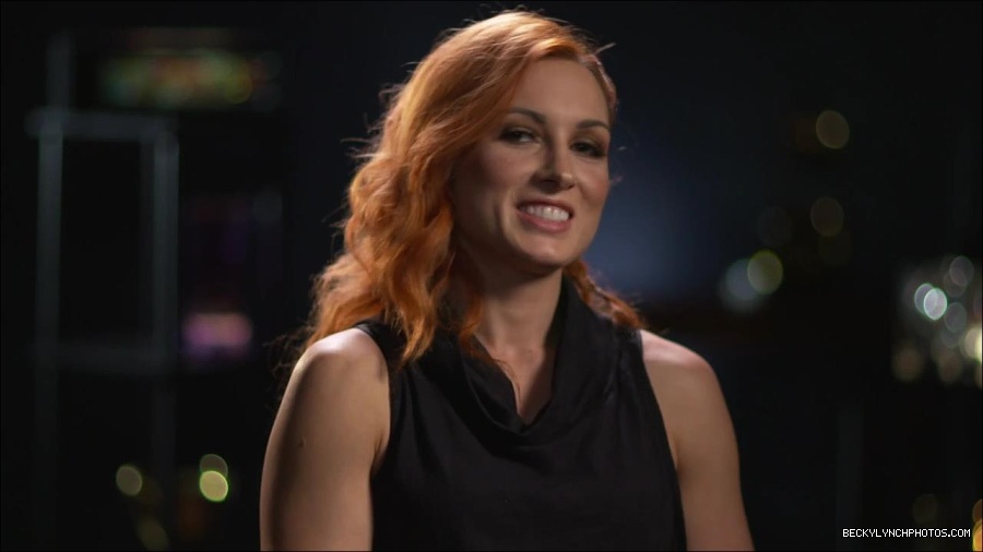BECKY_PICKS_BRYAN_VS_ROLLINS_mp4_000002666.jpg