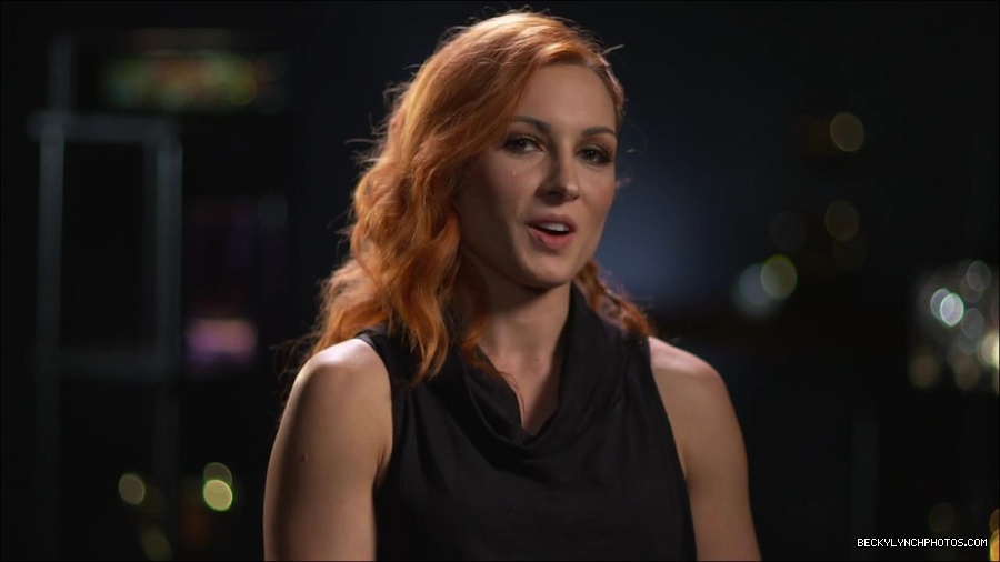 BECKY_PICKS_BRYAN_VS_ROLLINS_mp4_000003466.jpg