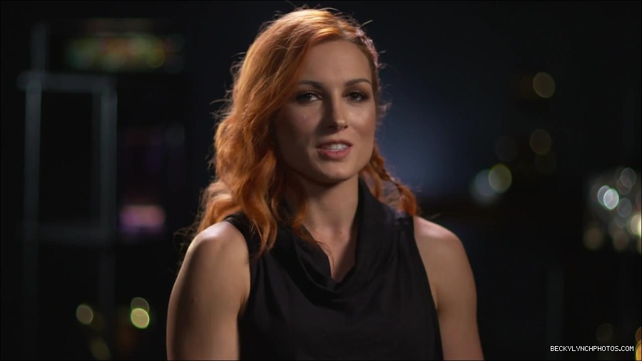 BECKY_PICKS_BRYAN_VS_ROLLINS_mp4_000005066.jpg