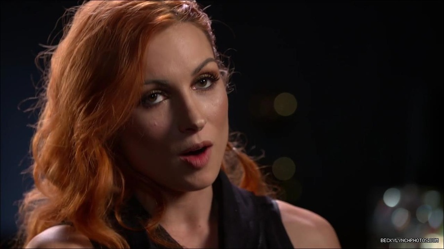 BECKY_PICKS_BRYAN_VS_ROLLINS_mp4_000043066.jpg