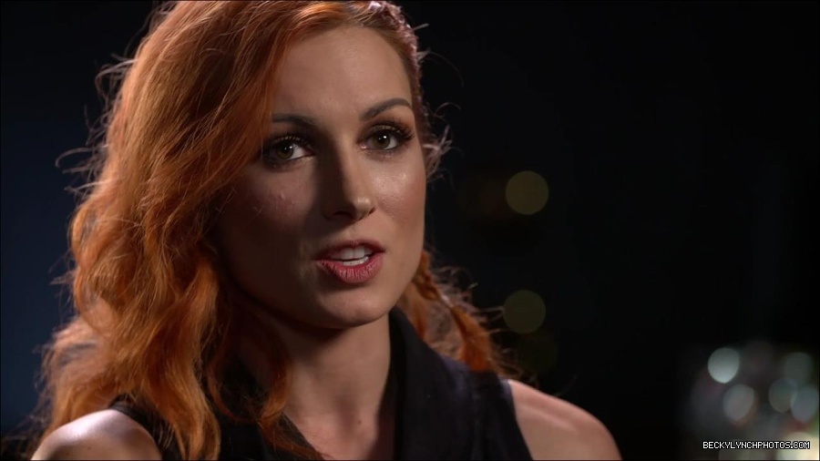 BECKY_PICKS_BRYAN_VS_ROLLINS_mp4_000044266.jpg
