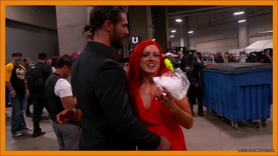 BECKY_PICKS_BRYAN_VS_ROLLINS_mp4_000059066.jpg