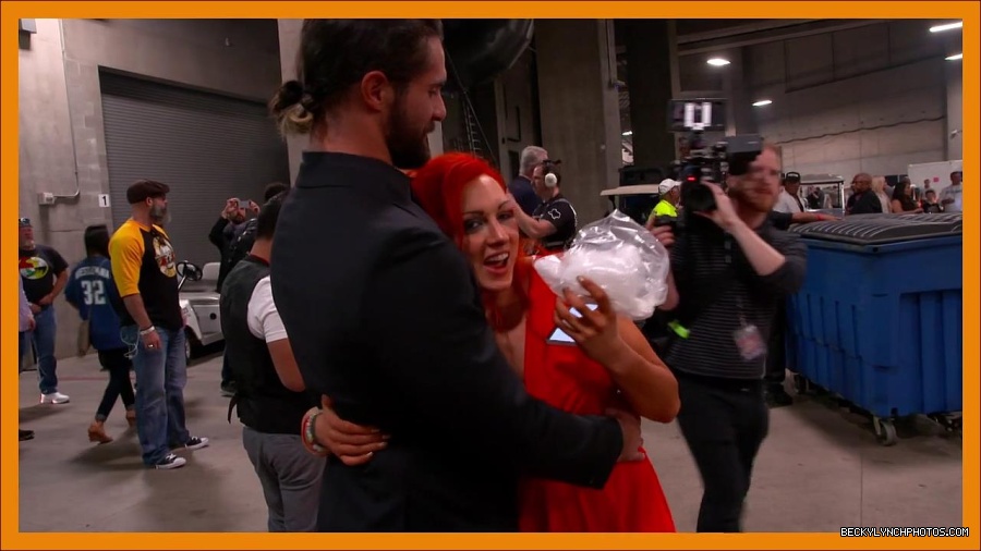BECKY_PICKS_BRYAN_VS_ROLLINS_mp4_000060266.jpg