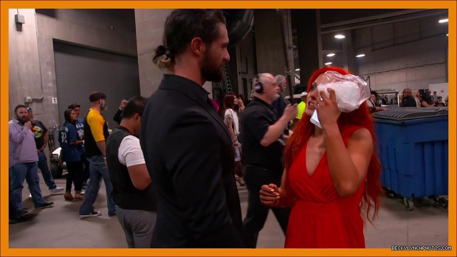 BECKY_PICKS_BRYAN_VS_ROLLINS_mp4_000061466.jpg