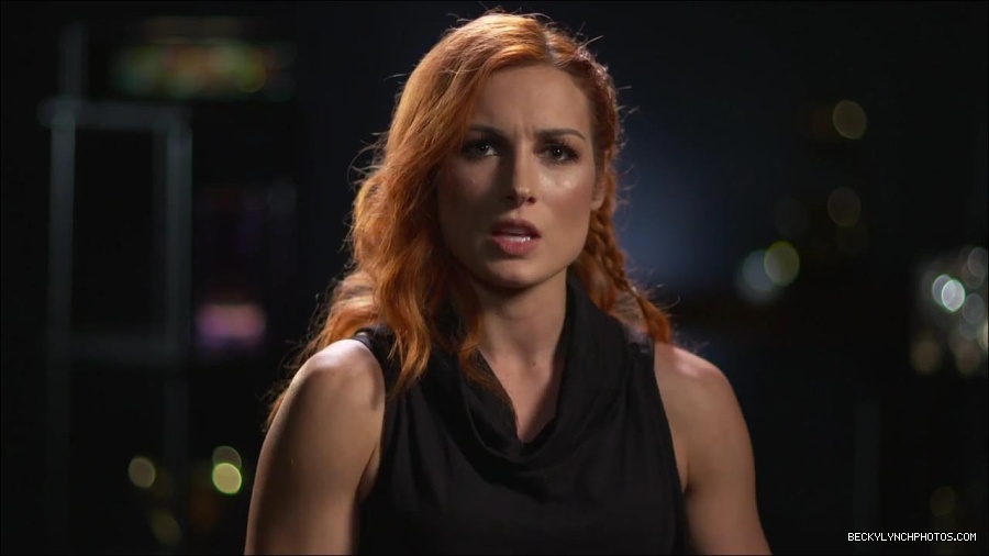 BECKY_PICKS_BRYAN_VS_ROLLINS_mp4_000086266.jpg