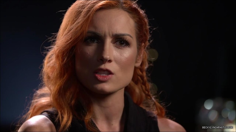 BECKY_PICKS_BRYAN_VS_ROLLINS_mp4_000087066.jpg