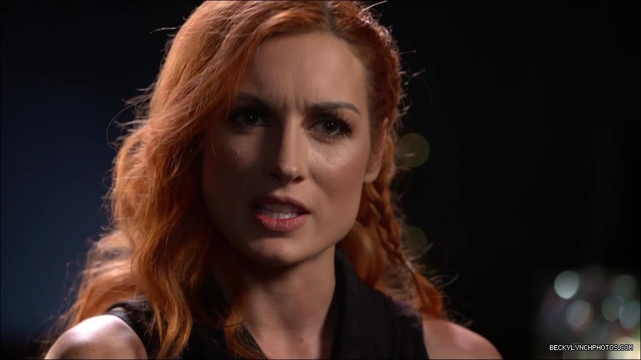 BECKY_PICKS_BRYAN_VS_ROLLINS_mp4_000087466.jpg
