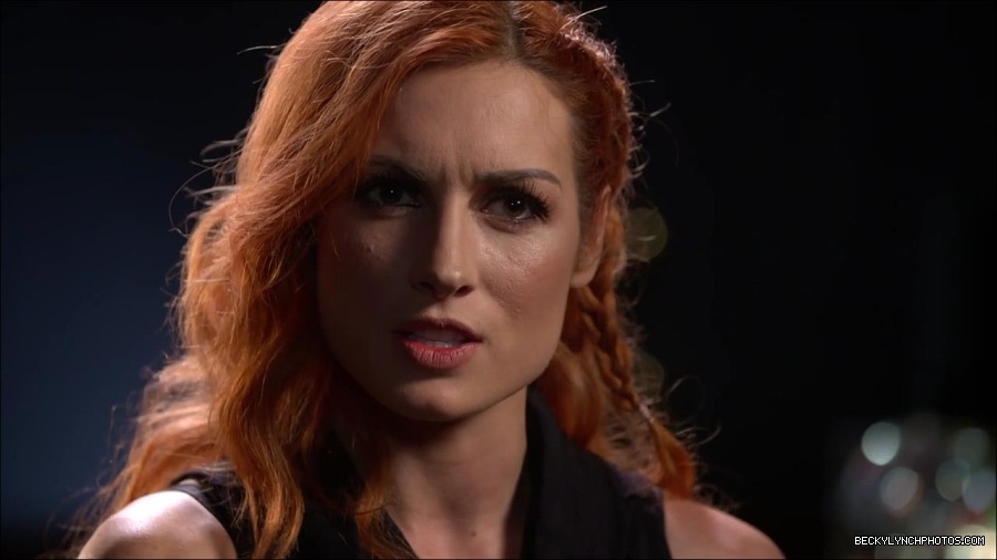 BECKY_PICKS_BRYAN_VS_ROLLINS_mp4_000087866.jpg