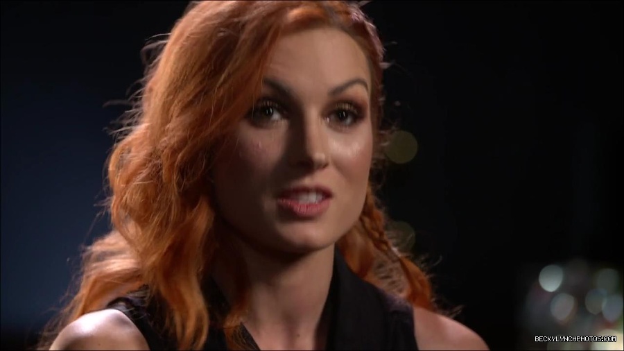 BECKY_PICKS_BRYAN_VS_ROLLINS_mp4_000089466.jpg