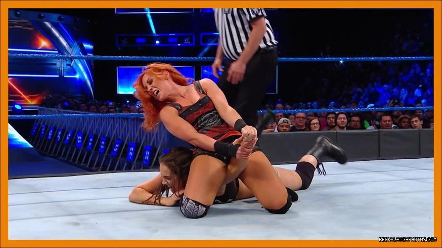 BECKY_PICKS_BRYAN_VS_ROLLINS_mp4_000104266.jpg