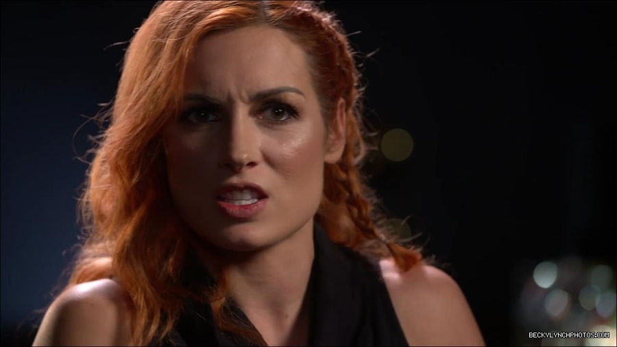 BECKY_PICKS_BRYAN_VS_ROLLINS_mp4_000108266.jpg
