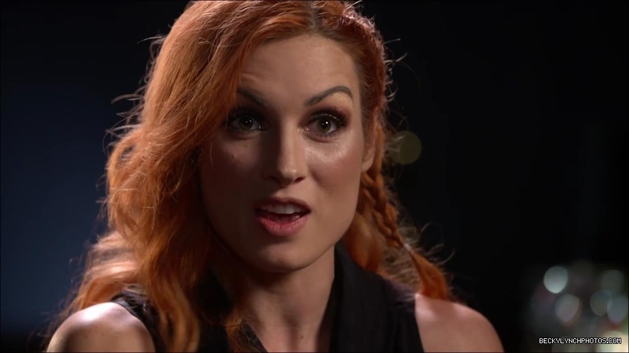BECKY_PICKS_BRYAN_VS_ROLLINS_mp4_000110666.jpg