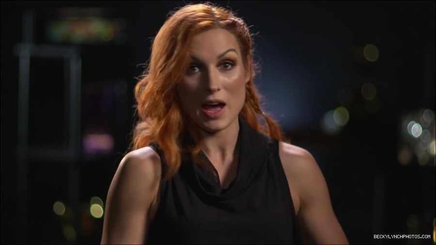 BECKY_PICKS_BRYAN_VS_ROLLINS_mp4_000115066.jpg