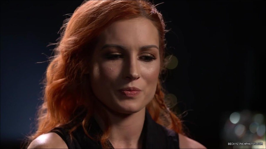 BECKY_PICKS_BRYAN_VS_ROLLINS_mp4_000131866.jpg