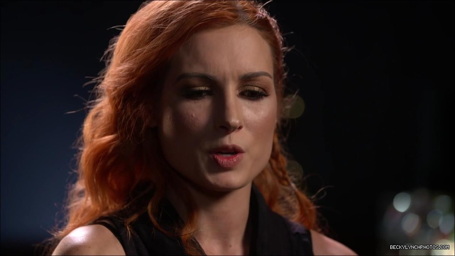 BECKY_PICKS_BRYAN_VS_ROLLINS_mp4_000133866.jpg