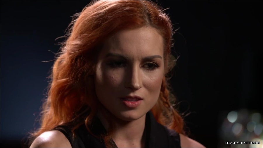 BECKY_PICKS_BRYAN_VS_ROLLINS_mp4_000134266.jpg