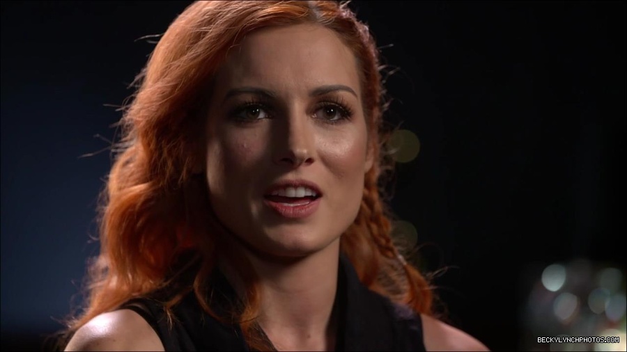 BECKY_PICKS_BRYAN_VS_ROLLINS_mp4_000135066.jpg