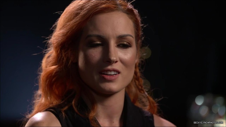 BECKY_PICKS_BRYAN_VS_ROLLINS_mp4_000135466.jpg
