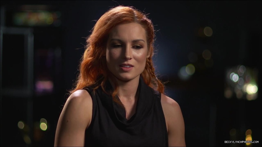 BECKY_PICKS_BRYAN_VS_ROLLINS_mp4_000136666.jpg