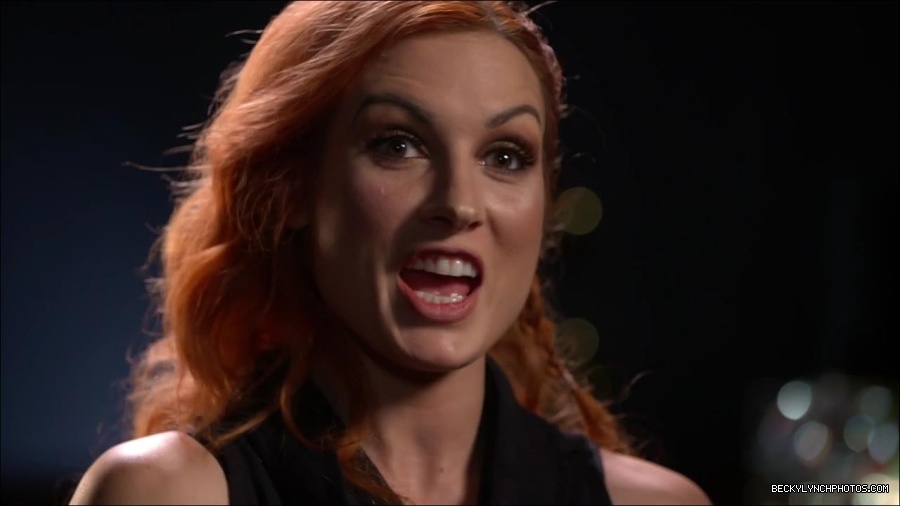 BECKY_PICKS_BRYAN_VS_ROLLINS_mp4_000144666.jpg