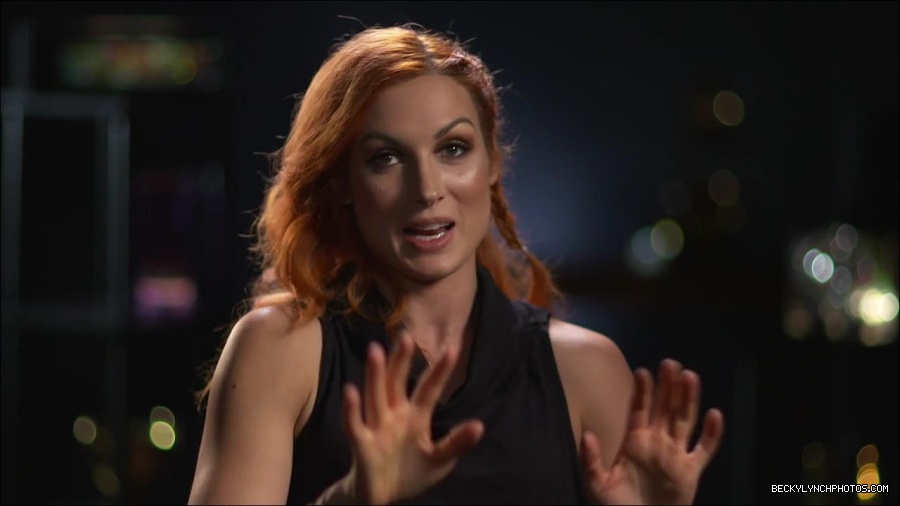 BECKY_PICKS_BRYAN_VS_ROLLINS_mp4_000159066.jpg