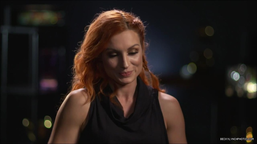 BECKY_PICKS_BRYAN_VS_ROLLINS_mp4_000160266.jpg
