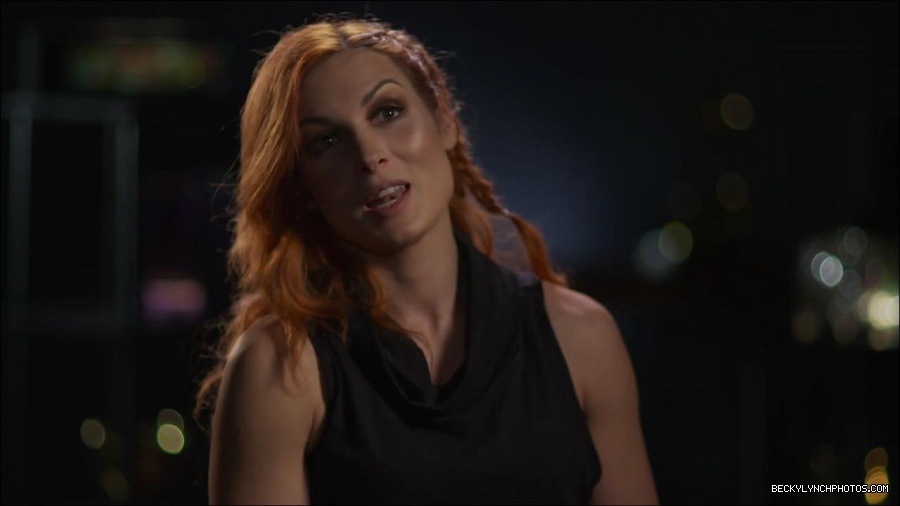 BECKY_PICKS_BRET_VS_OWEN_mp4_000002300.jpg