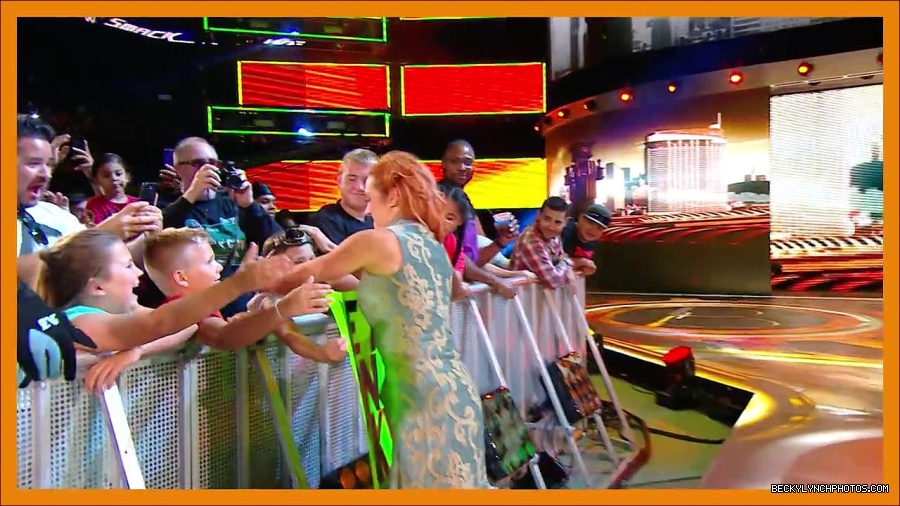 BECKY_PICKS_BRET_VS_OWEN_mp4_000023900.jpg
