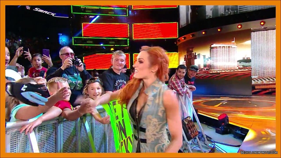 BECKY_PICKS_BRET_VS_OWEN_mp4_000024700.jpg